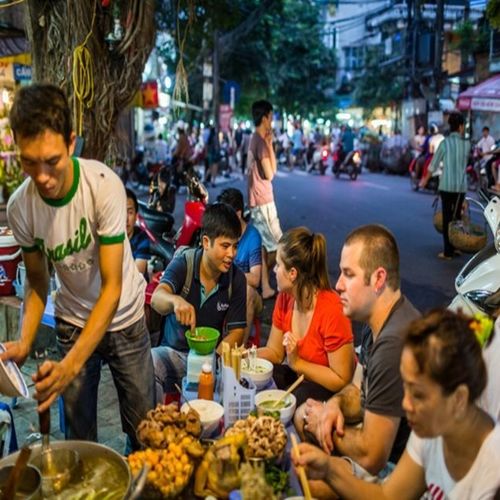 현지 가이드가 소개하는 특별한 길거리 음식 투어 (하노이)
